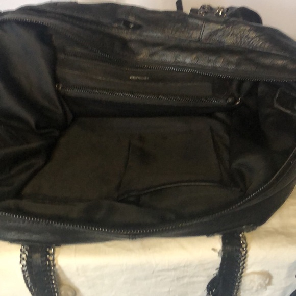 JOELLE HAWKINS large black genuine leather shoulder handbag. Silver hardware. - Picture 10 of 14